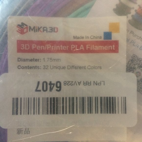 NWT 3D Drawing Pen/3D Printer Bundle. 2 Mats and 2 Filament Packs for 3Doodler - Picture 6 of 13